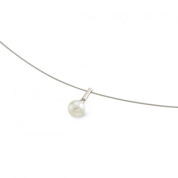Collier une perle blanche sur câble