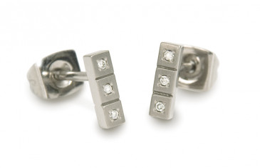 Clous d'oreilles