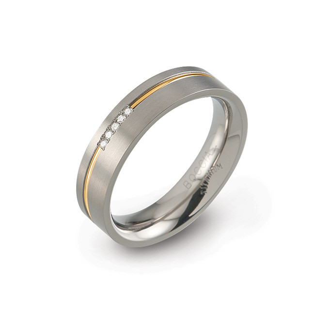 Alliance plate en titane et diamants